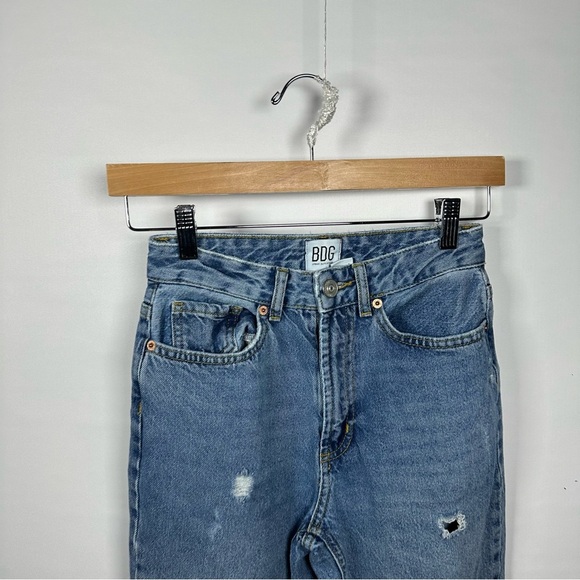 BDG urban outfitters mom high rise jeans - Picture 5 of 5